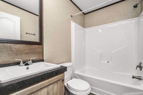 2020 Clayton Homes Mobile Home