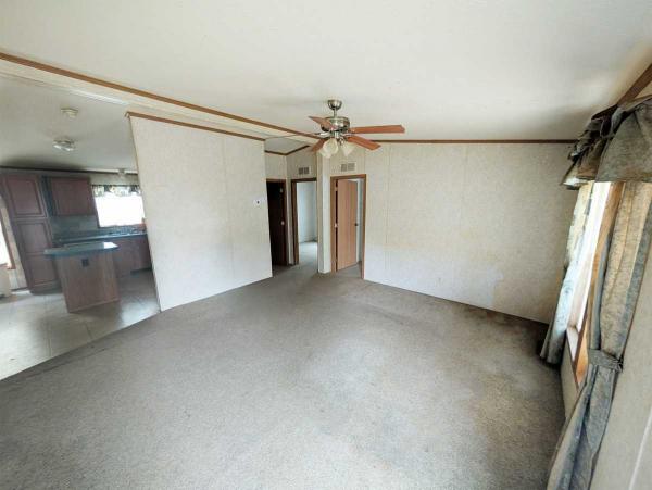 2005 Manufactured Home