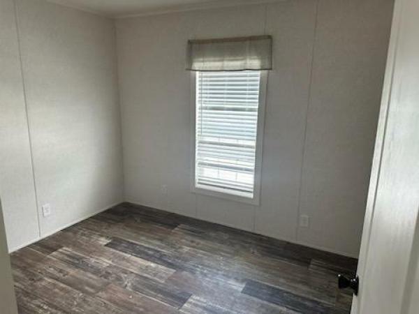 2023 Live Oak Homes L-2403F-Oak Manufactured Home