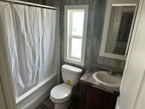 2023 Live Oak Homes L-2403F-Oak Manufactured Home