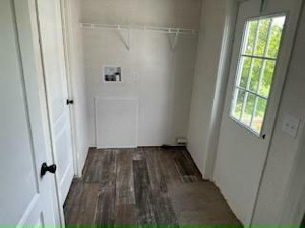 2023 Live Oak Homes L-2403F-Oak Manufactured Home