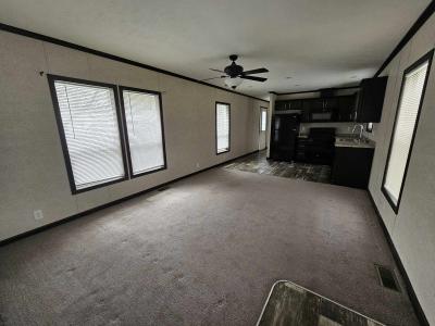 Mobile Home at 4601 Ashwood Dr W Lot Aw4601 Saginaw, MI 48603