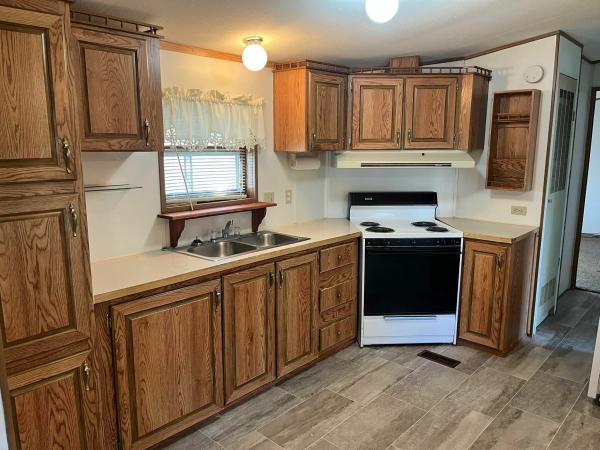 1988 Skyline Sabre Mobile Home