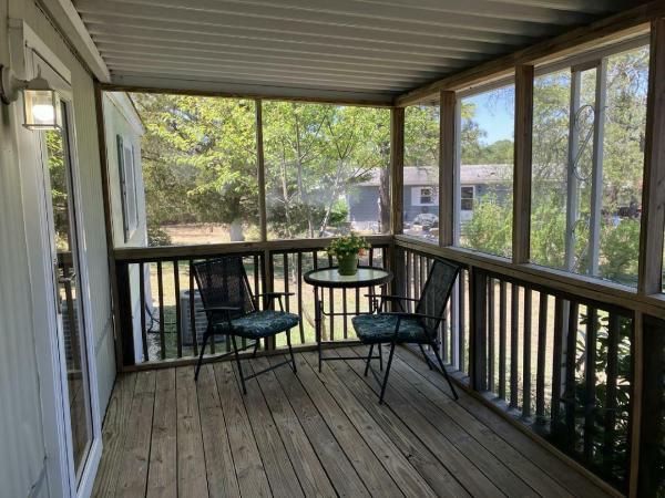 1985 Sea Breeze Ramada Manufactured Home