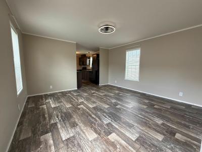 Photo 3 of 27 of home located at 11858 Cascade Circle #190 Romeo, MI 48065