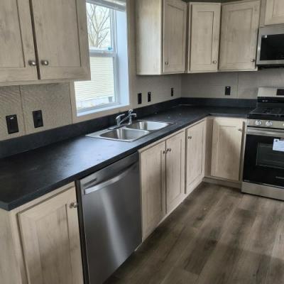 Photo 3 of 8 of home located at 27 Crestwood Drive #0014 Middletown, IN 47356