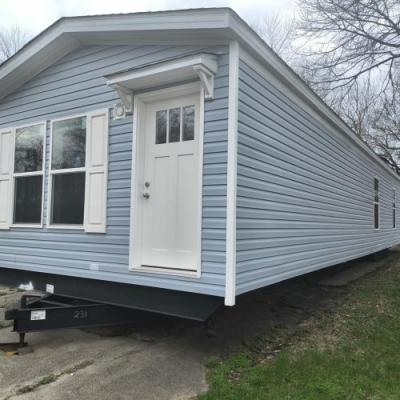 Photo 5 of 8 of home located at 27 Crestwood Drive #0103 Middletown, IN 47356