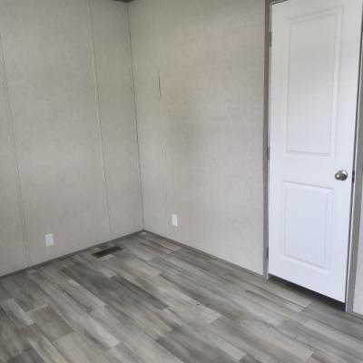 Photo 5 of 8 of home located at 27 Crestwood Drive #0024 Middletown, IN 47356