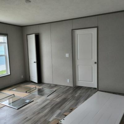 Photo 5 of 8 of home located at 27 Crestwood Drive #0054 Middletown, IN 47356