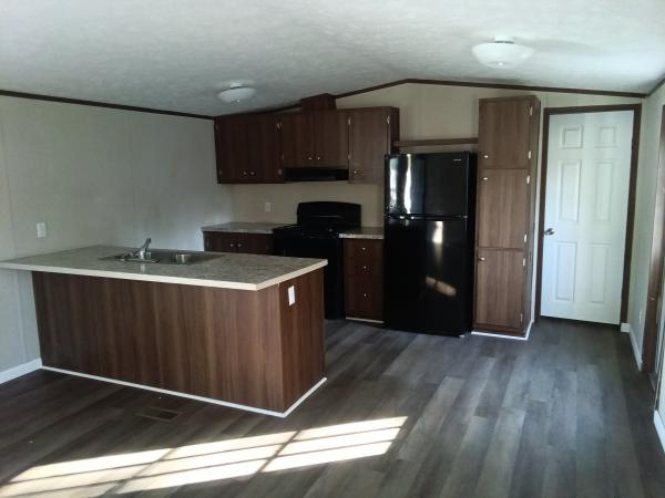 2022 47TRS16763SH22  Home