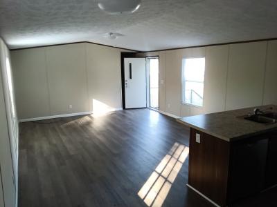 Photo 4 of 6 of home located at 2621 Jeffersonville Rd #12 Macon, GA 31217