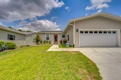 Mobile Home at 9114 Masters Blvd Dade City, FL 33525