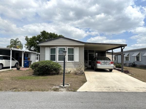 Photo 1 of 2 of home located at 318 Crestwood Dr Mulberry, FL 33860
