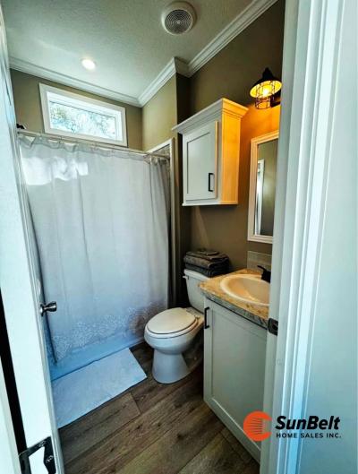 Photo 5 of 21 of home located at 900 Aqua Isles Blvd Lot K19 Labelle, FL 33935