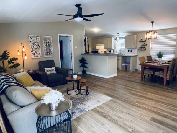 2013 CAVCO CAVCO Manufactured Home