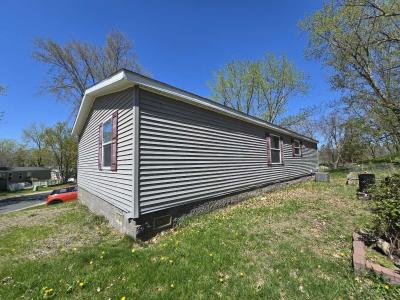 Photo 3 of 4 of home located at 12532 Genesee Ave. Apple Valley, MN 55124