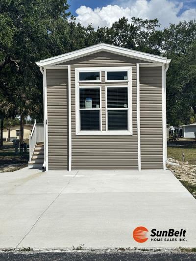 Photo 3 of 23 of home located at 900 Aqua Isles Blvd Lot K16 Labelle, FL 33935