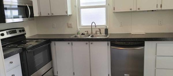 1990 Homes of Merit Mobile Home
