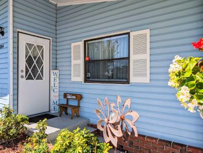 Photo 4 of 30 of home located at 304 Bougainvillea Circle Parrish, FL 34219