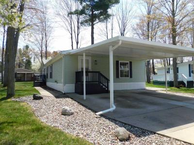Mobile Home at 1116 Elk Circle Sanford, MI 48657
