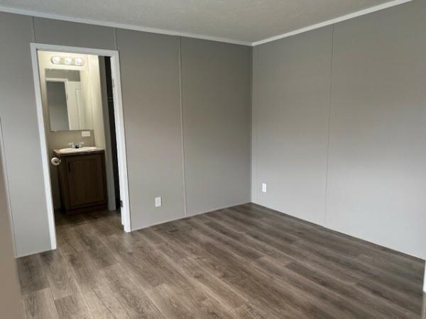 2022 Champion Dutch Edge  Mobile Home