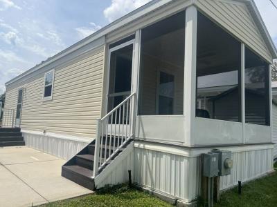 Photo 3 of 8 of home located at 3700 Us Highway 17-92 N #F12 Davenport, FL 33837