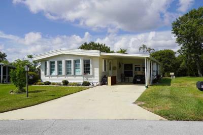 Photo 2 of 31 of home located at 85 South Warner Drive Jensen Beach, FL 34957