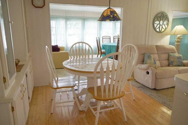 1977 Manufactured Home
