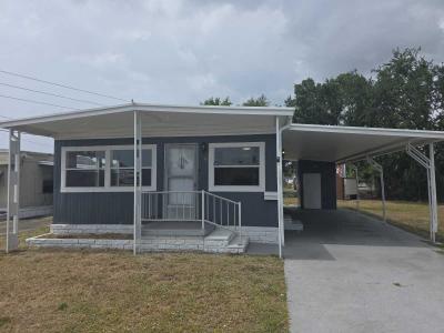 Photo 2 of 28 of home located at 93236 1st Street Pinellas Park, FL 33782
