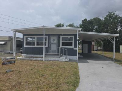 Photo 3 of 28 of home located at 93236 1st Street Pinellas Park, FL 33782
