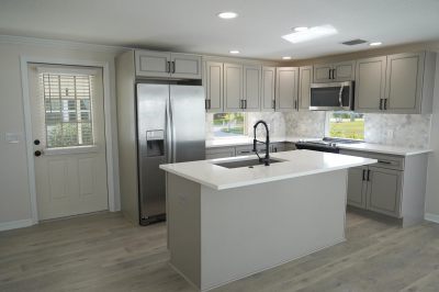 Photo 3 of 12 of home located at 117 NE Lavaughn Circle Jensen Beach, FL 34957
