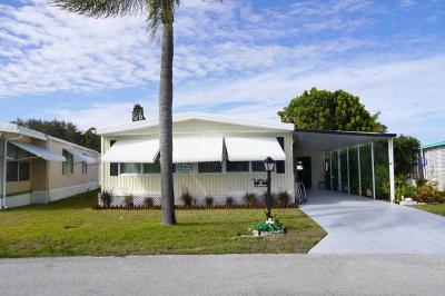 Photo 2 of 30 of home located at 125 NE Lavaughn Circle Jensen Beach, FL 34957