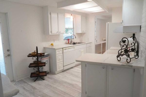 1975 Manufactured Home