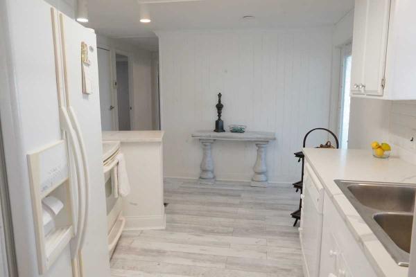1975 Manufactured Home