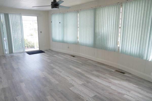 1975 Manufactured Home