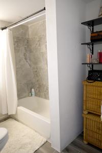 1975 Manufactured Home