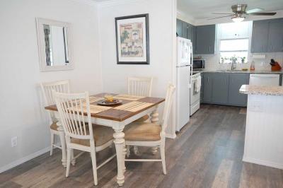Photo 5 of 21 of home located at 258 NE Cameo Way Jensen Beach, FL 34957