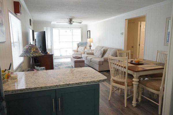 1980 Manufactured Home
