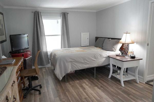 1980 Manufactured Home