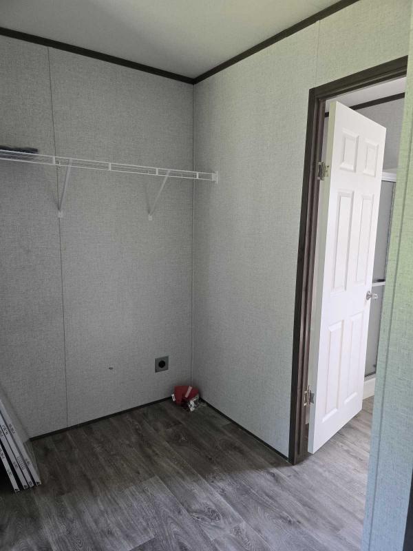2022 Weston 164001 X Mobile Home
