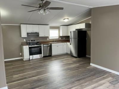 Photo 5 of 11 of home located at 1220 Four Seasons Bl Tampa, FL 33613
