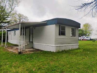 Mobile Home at 1100 W Locust St #131 Canton, IL 61520