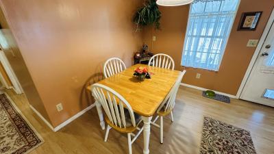 Photo 5 of 20 of home located at 9084 W Forest View Drive Homosassa, FL 34448