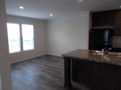 Photo 4 of 7 of home located at 5001 South Ave Lot 152 Toledo, OH 43615