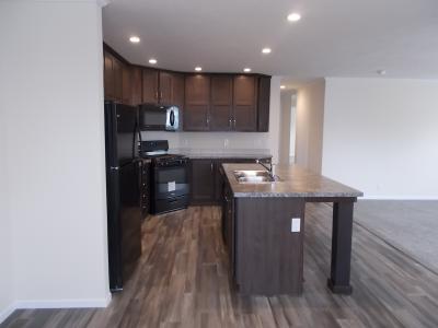 Photo 5 of 7 of home located at 5001 South Ave Lot 152 Toledo, OH 43615