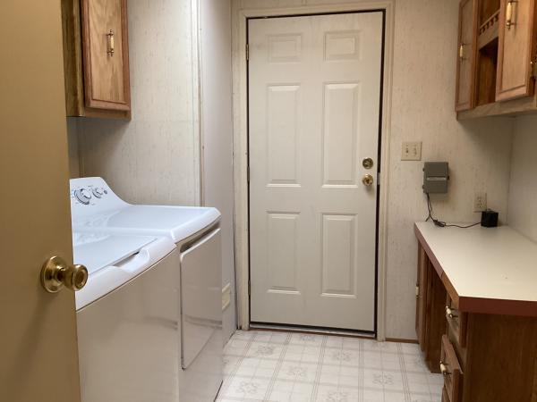 1989 Schult 6028-12 Mobile Home