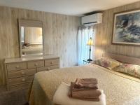 1984 Palm Harbor Manufactured Home