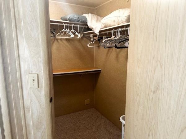 1984 Palm Harbor Manufactured Home
