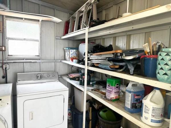 1984 Palm Harbor Manufactured Home