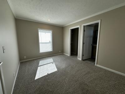 Photo 5 of 8 of home located at 16692 Buckner Macomb, MI 48044